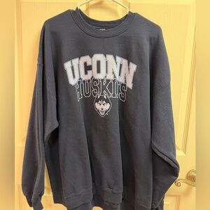 uconn sweatshirt